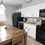 Frenchmen Street 1br Getaway W Pool & Hot Tub Aparthotel