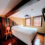 Apartment Gallery Alive!