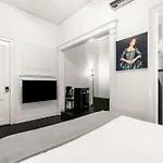 Roami At St. Helene Apartment