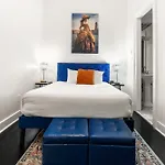 Roami At St. Helene New Orleans