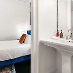Apartment Roami At St. Helene