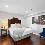 Hotel St. Pierre French Quarter 3*