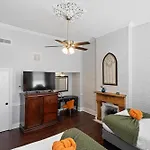 St. Pierre French Quarter Hotel 3*