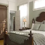 Southern Comfort Bed And Breakfast