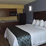 Days By Wyndham Pontchartrain Hotel 3*