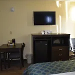 Days By Wyndham Pontchartrain Hotel