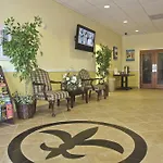 6-new Orleans, La - Near Downtown Hotel