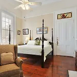 Ashton's New Orleans