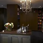 Hotel Express - Arts District By Ihg 3*