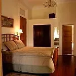 Bed & Breakfast Elysian Fields 3*