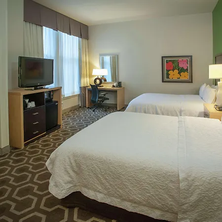 Hampton & Downtown French Quarter Area Hotel New Orleans