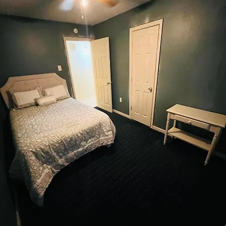 Holiday home Mylynn's
