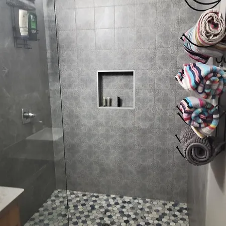 Beautiful Two Bedroom House In Mid Holiday home