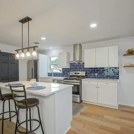 Holiday home Beautiful Bywater Getaway - Close To The Quarter And The River *