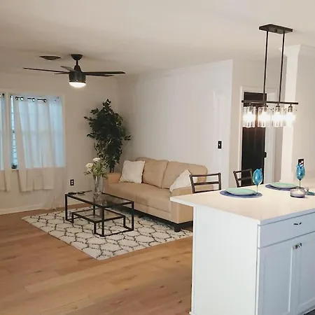 Beautiful Bywater Getaway - Close To The Quarter And The River