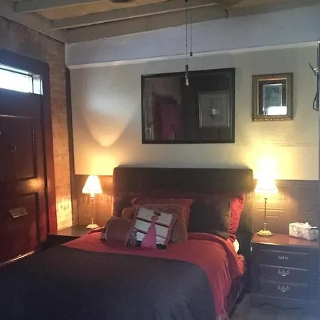 Boheme De Marigny Guest house