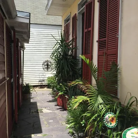 Boheme De Marigny Guest house