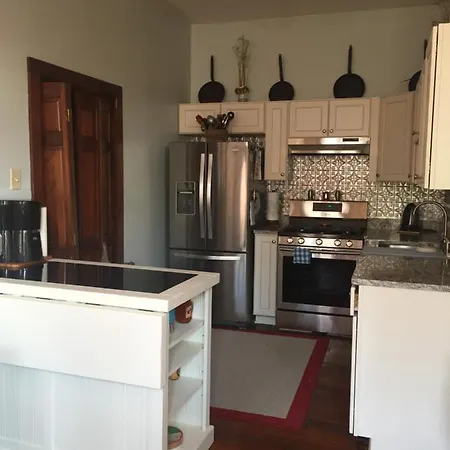 Boheme De Marigny Guest house