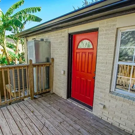 Beautiful Bywater Getaway - Close To The Quarter And The River Holiday home *