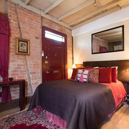 Boheme De Marigny Guest house *