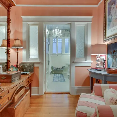 Holiday home Private Pool And Backyard Lavish Haven! New Orleans