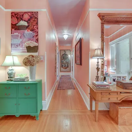 Holiday home Private Pool And Backyard Lavish Haven! *