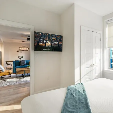The Big Easy's Finest: 4-br Luxury In Nola Apartment *