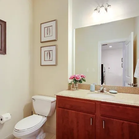 #1402- 2bd High Rise Comfy King Beds New Orleans