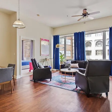 #1400 Spacious Near French Qtr Canal Street