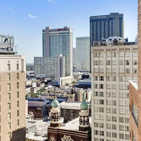 #1400 Spacious Near French Qtr Canal Street Holiday home