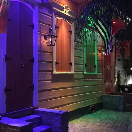 Vintage Nola 1 *