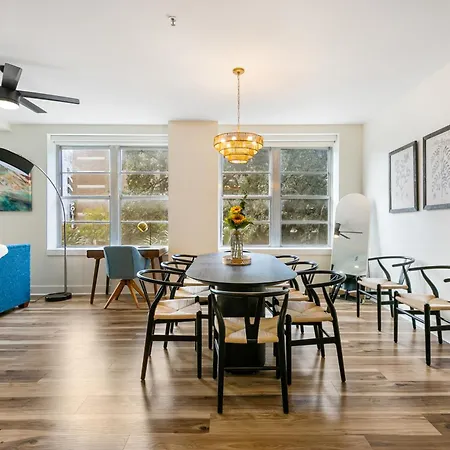 Apartment Downtown Delight 4br 2bath Luxury *
