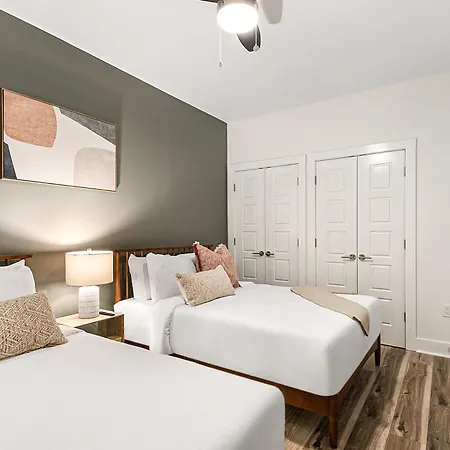 Downtown Delight 4br 2bath Luxury New Orleans