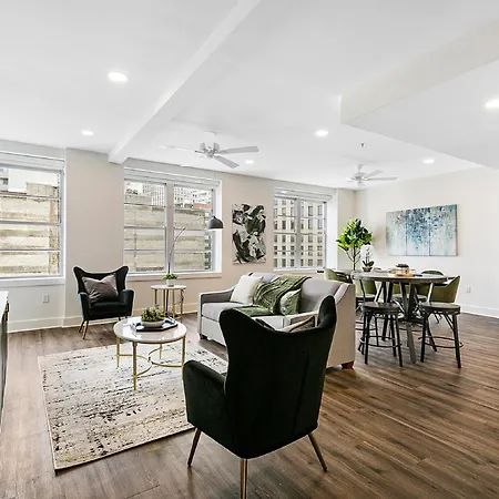 Spacious Luxury 4br Moments From French Quarter