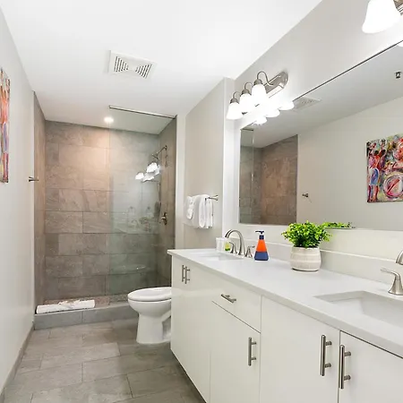 French Quarter Oasis: Spacious 4-bedroom