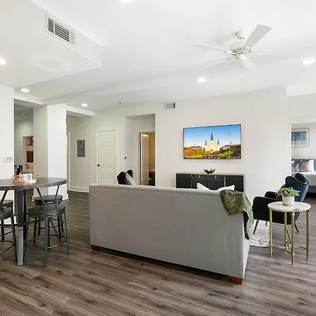 Spacious Luxury 4br Moments From French Quarter Apartment New Orleans
