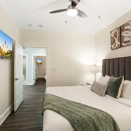 Spacious Luxury 4br Moments From French Quarter