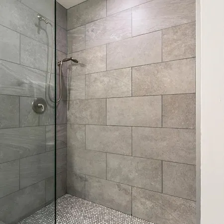 Apartment Chic 4br In California Building
