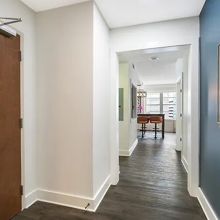 Apartment Chic 4br In California Building *