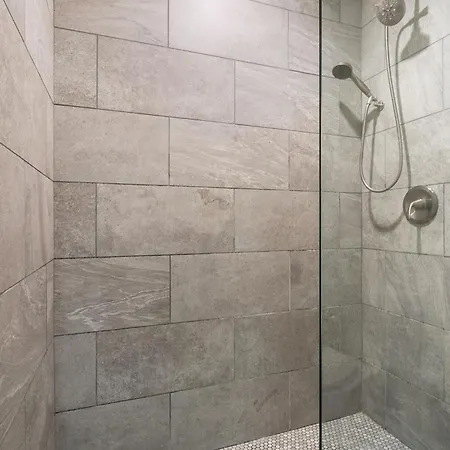 Apartment Chic 4br In California Building *