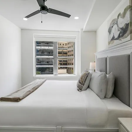 Apartment Chic 4br In California Building *