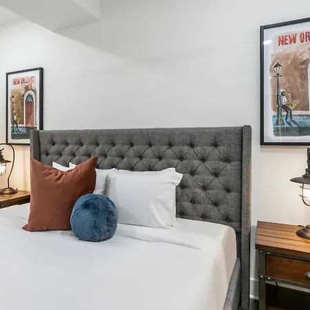Apartment Chic 4br In California Building New Orleans