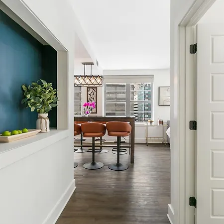 Chic 4br In California Building Apartment *