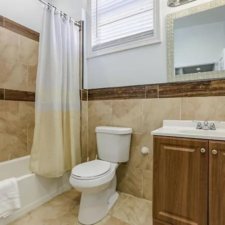 Apartment Carondelet Street Spacious Close To French Quarter *