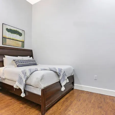 Apartment Carondelet Street Spacious Close To French Quarter