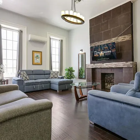 Apartment Carondelet Street Spacious Close To French Quarter *