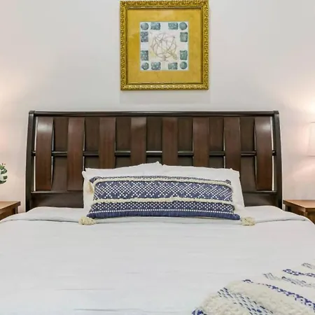 Apartment Carondelet Street Spacious Close To French Quarter New Orleans