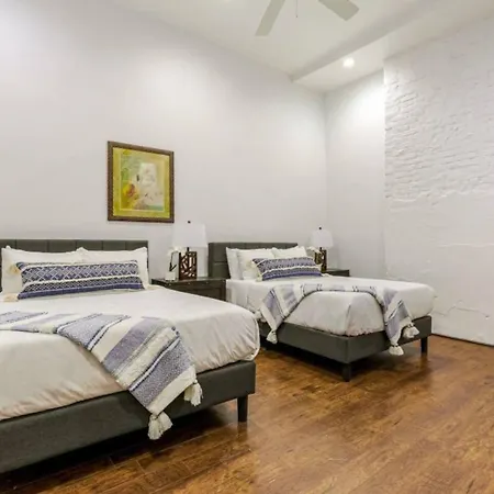 Apartment Carondelet Street Spacious Close To French Quarter New Orleans