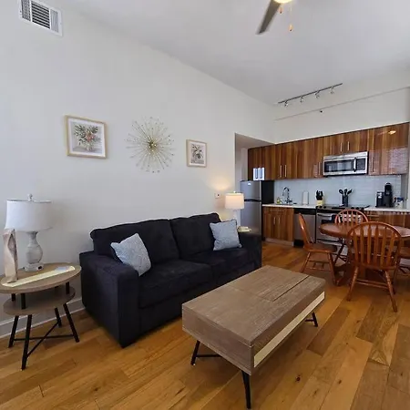 Apartment Amazing View Steps Away From French Quarter New Orleans