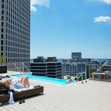 Delightful Downtown Modern * New Orleans